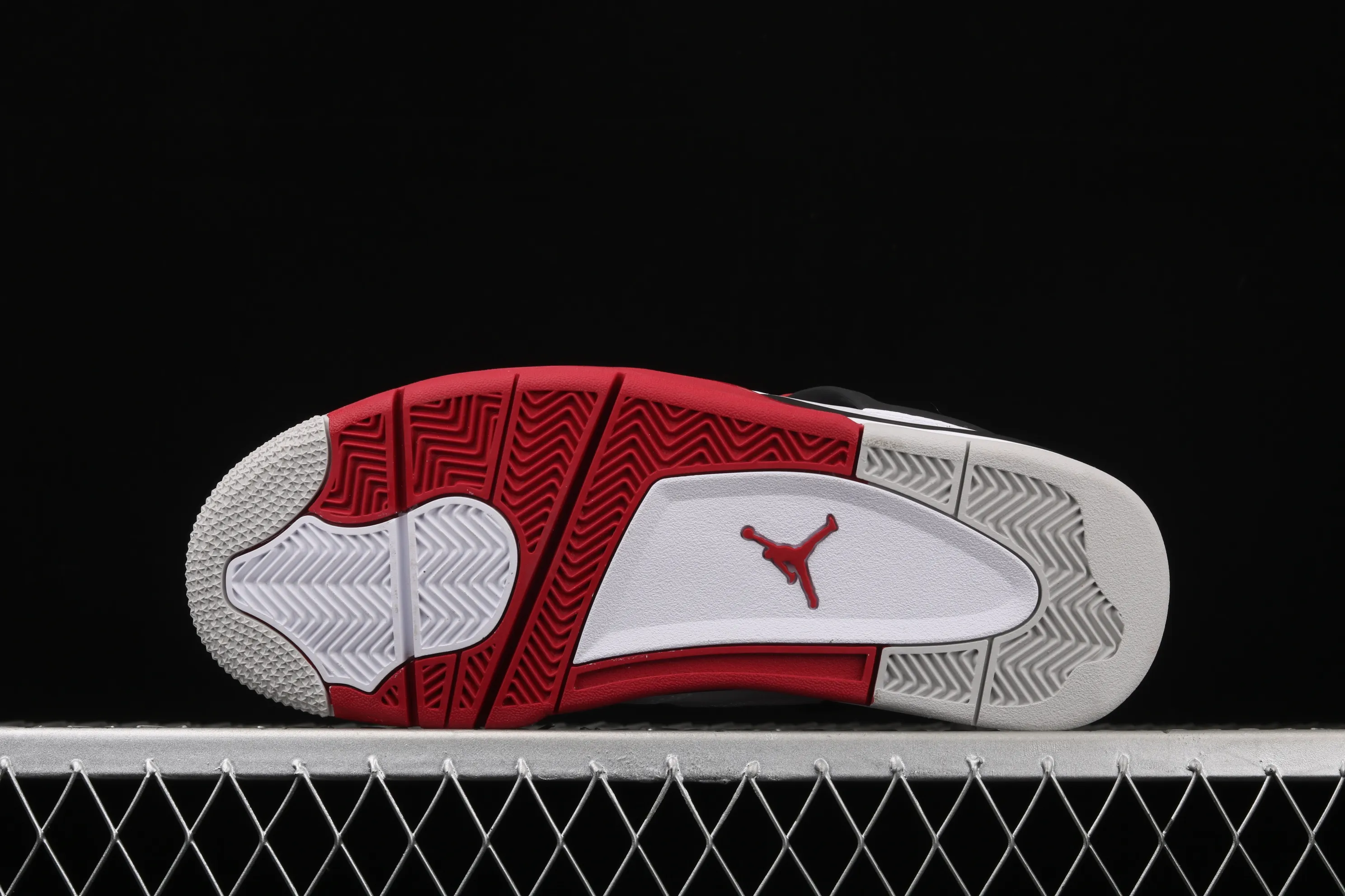 All categories Air Jordan Jordan series basketball shoes Air Jordan 4 new version Air Jordan 4 "Varsity Red" AJ4 Jordan 4 re-engraved first year white black red basketball shoes 308497-110